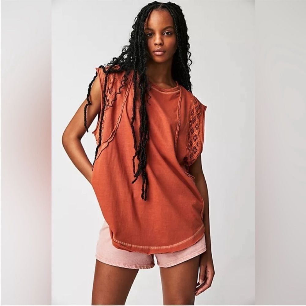 Free People Table for Two tee size medium